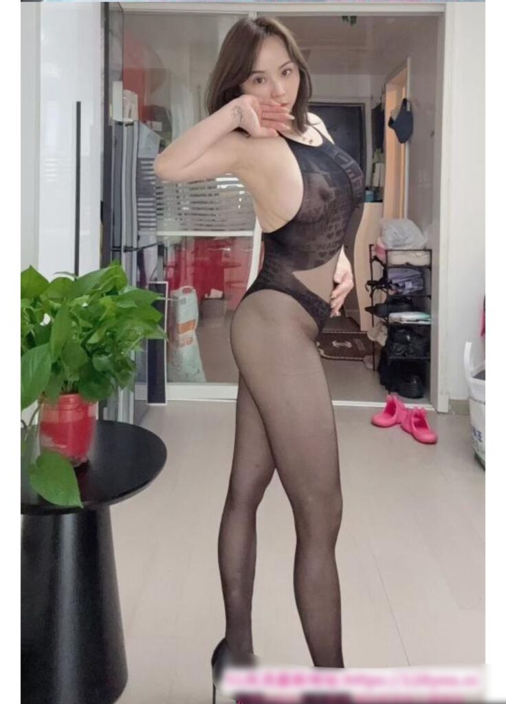 图片[2]-体验黑丝制服诱惑-牛牛资源库