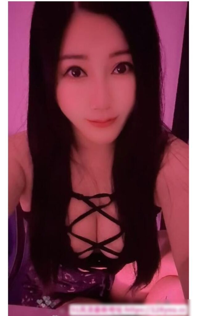 图片[2]-风骚大胸妹-牛牛资源库