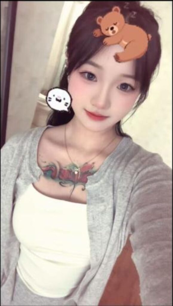 图片[2]-年轻三点粉可爱型女孩泡泡-牛牛资源库