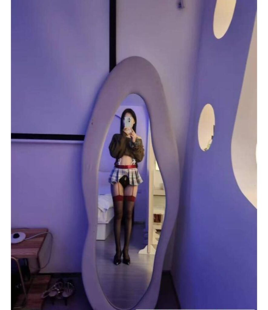 图片[2]-身材火辣服务系御姐-牛牛资源库