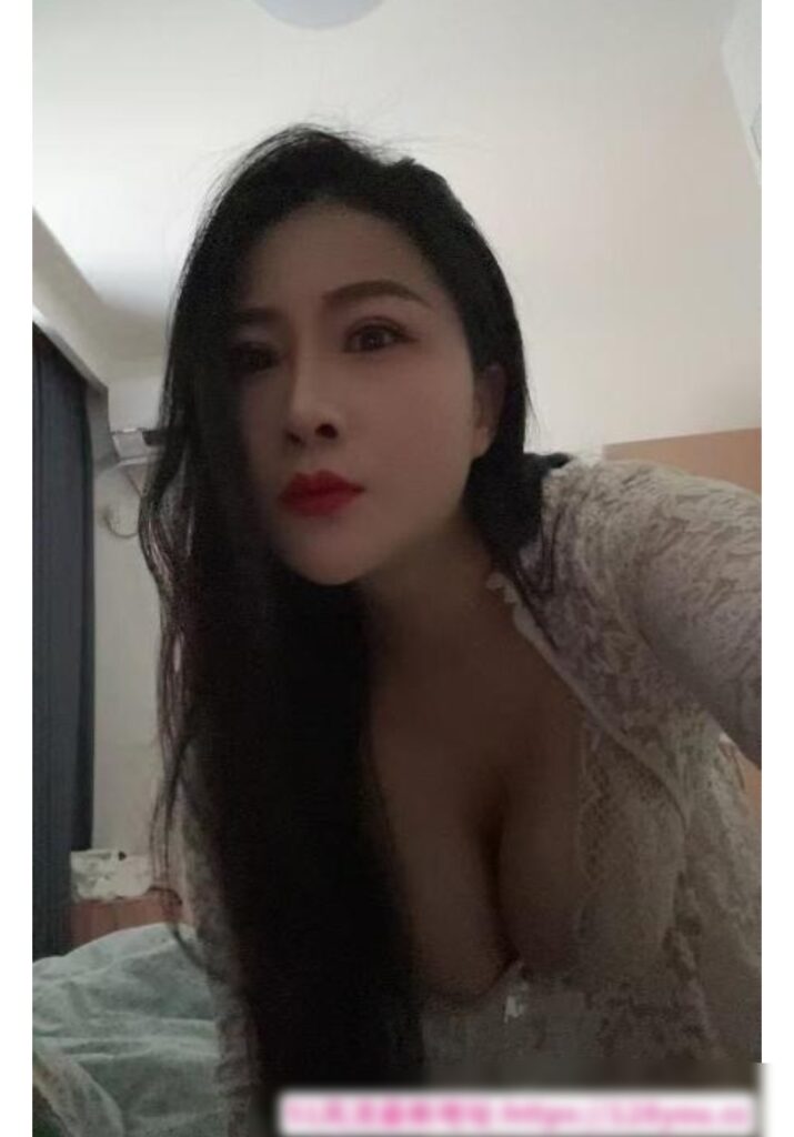 体验胸器美女-牛牛资源库